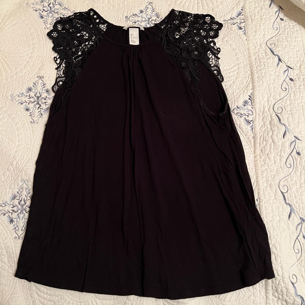 H&M - Black tank top